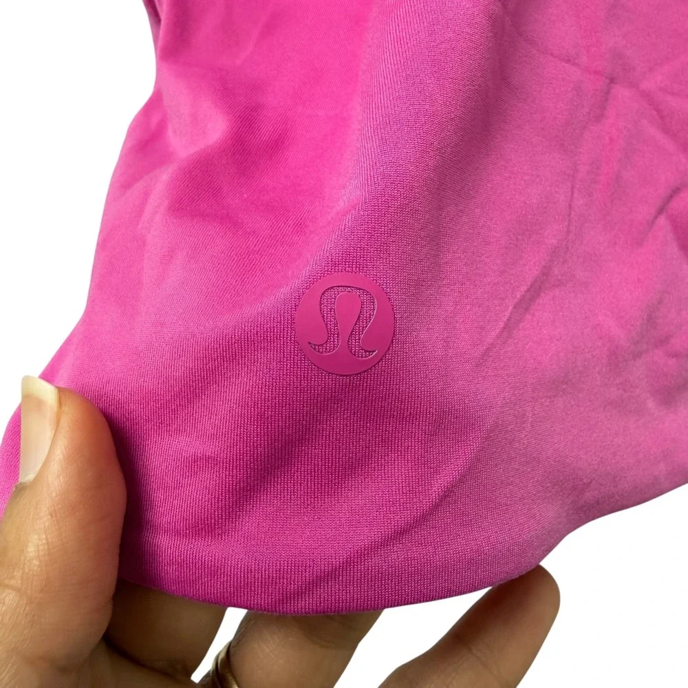 lululemon athletica looks like